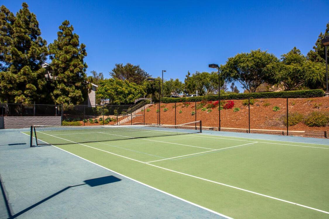 Apartment Huge Private 2br Apartment-pool-gym-spa Oceanside